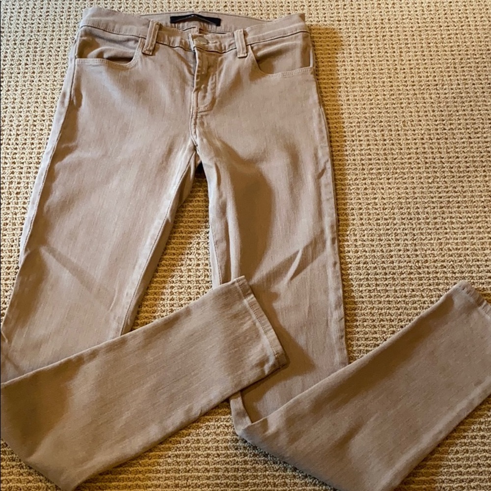 J BRAND TAN STRETCHY JEANS IN A REALLY HARD COLOR TO FIND - Picture 3 of 8